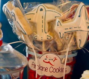 Airplane Cookies