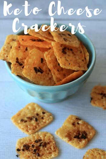 Crispy Keto Cheese Crackers_Low Carb Cheese Crackers